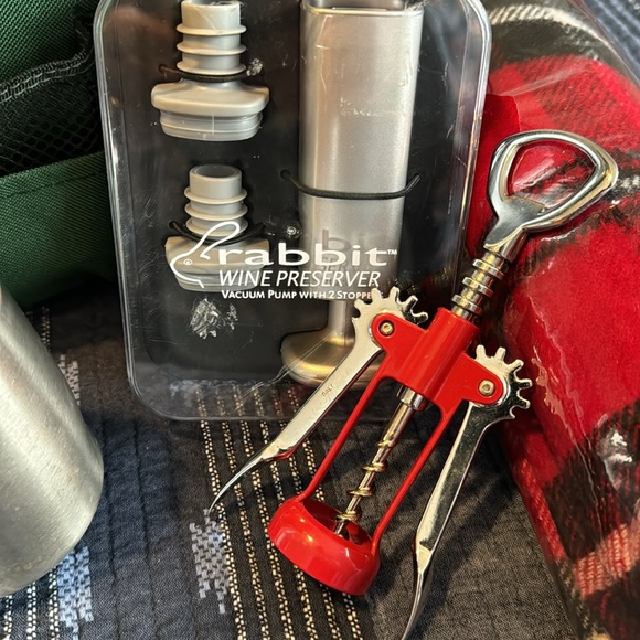 Wine To Go Bundle- PicnicTime Wine Pack Glasses & Outdoor Blanket & Accessories - Picture 6 of 14